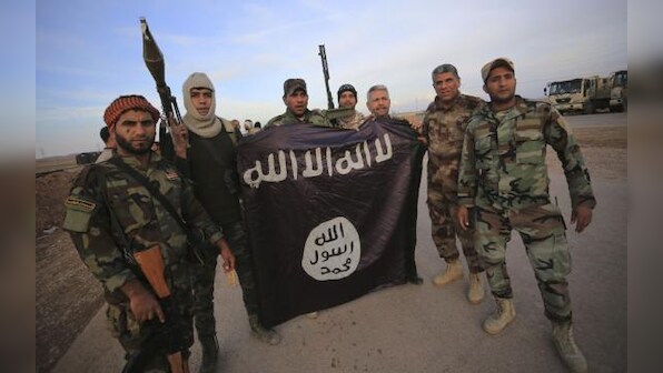 Islamic State lacks funds to keep control of Iraqi, Syrian territory - experts