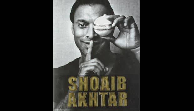 Shoaib Akhtar made negative remarks about Sachin Tendulkar and Rahul Dravid in ‘Controversially Yours’. Image Courtesy: Amazon