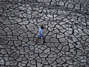 Why is Akhilesh not declaring UP as drought-hit state, asks Yogendra Yadav Why is Akhilesh not declaring UP as drought-hit state, asks Yogendra Yadav