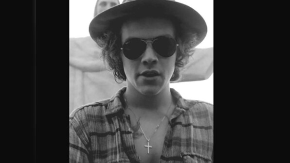 1D's Harry Styles says gender of partner doesn't matter, fuels bisexual rumours