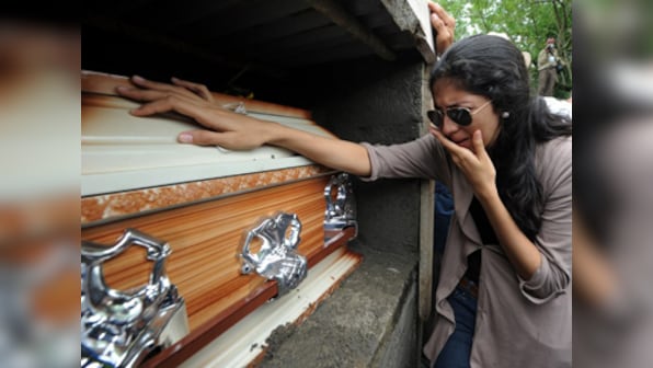 Honduras: Town turns up for burial of slain Miss World contestant and her sister