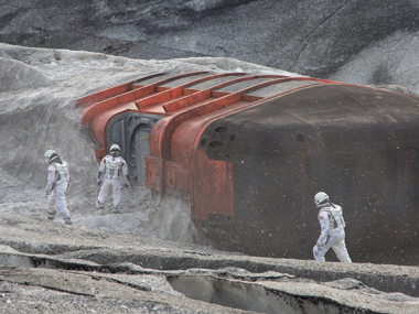 Interstellar: Nolan created comic strip on Dr Mann to explain backstory ...