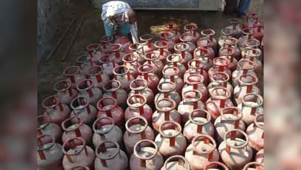  Govt may do away with LPG subsidy for rich: Jaitley