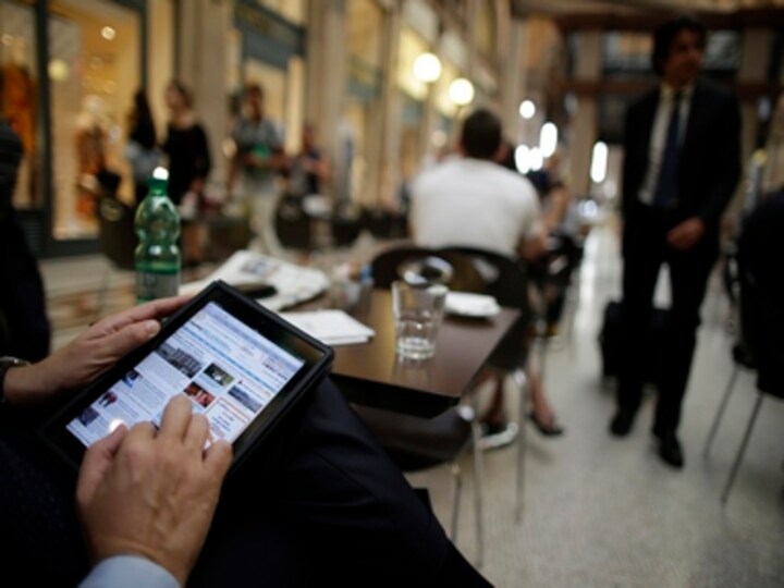 Survey claims that Indians are more likely to use mobile banking apps