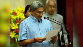 Defence forces vs bureaucracy: Will Manohar Parrikar cut babus to size?