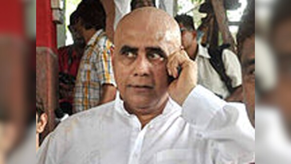 Stating the obvious: Puneet Issar's back in Bigg Boss, Aarya's appalled 