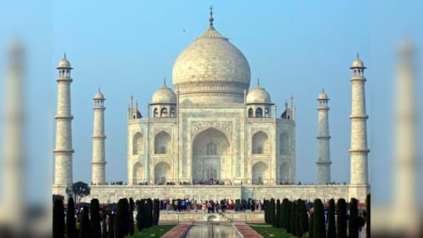 Taj Mahal should be handed over to Wakf Board, says Azam Khan