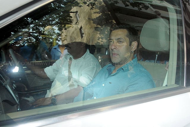 Photos Salman Khan Turns Up At Mumbai Court For 2002 Hit And Run Case