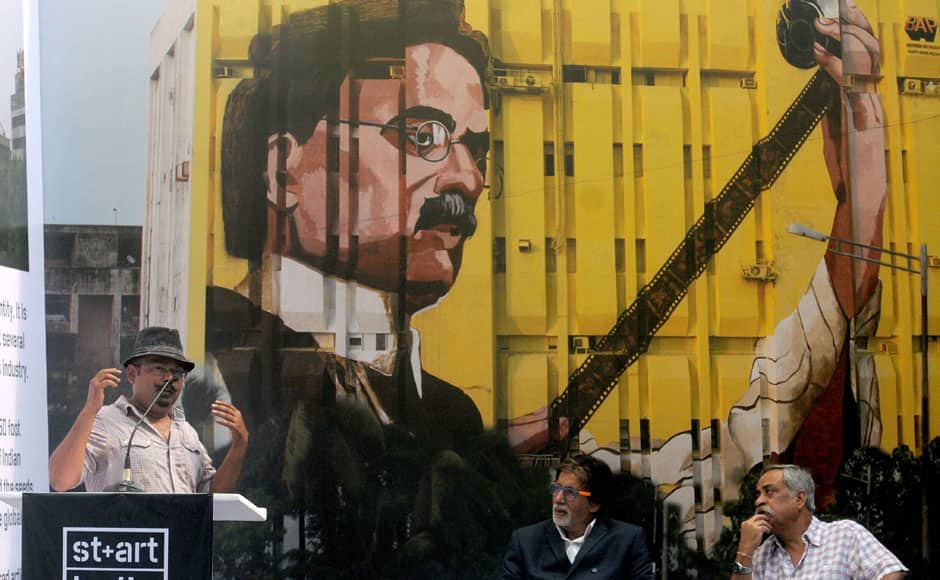 Artist Ranjeet Dahiya, Amitabh Bachchan, Piyush Pandey. Sachin Gokhale/ Firstpost