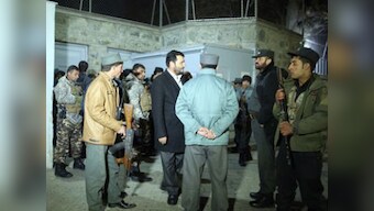 Afghanistan: Taliban suicide attack on bank leaves 6 dead