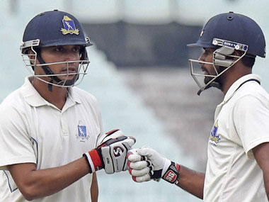 Ranji Wrap: Sood puts Delhi on verge of victory; Bengal trail Mumbai by 75 runs Ranji Wrap: Sood puts Delhi on verge of victory; Bengal trail Mumbai by 75 runs