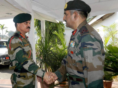 Assam violence: Army chief reviews deployment, asks troops to help state fight militants Assam violence: Army chief reviews deployment, asks troops to help state fight militants