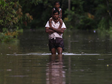 Floods and mudslides in Sri Lanka kill three Floods and mudslides in Sri Lanka kill three