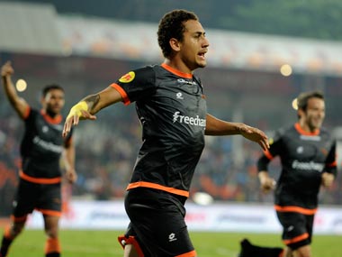 ISL: Gustavo sucker punch helps Delhi beat Pune 1-0, climb to fourth spot ISL: Gustavo sucker punch helps Delhi beat Pune 1-0, climb to fourth spot