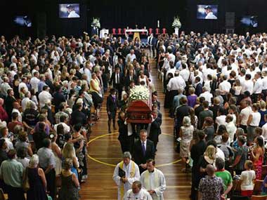 Mourning Phillip Hughes: Would we shed as many tears for a Ranji player? Mourning Phillip Hughes: Would we shed as many tears for a Ranji player?