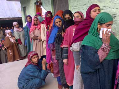 J&K election: Uri militants don't faze voters, with long lines at polling booths J&K election: Uri militants don't faze voters, with long lines at polling booths