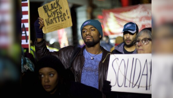NY erupts in protest as grand jury says no to indicting cop who killed Eric Garner