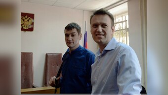 Russian Opposition leader Alexei Navalny, jailed for organising protests against Vladimir Putin, freed after 20 days