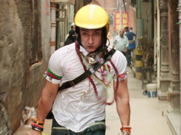 Aamir Khan's PK is hardly gutsy, but it's good enough for silly Twitter rants