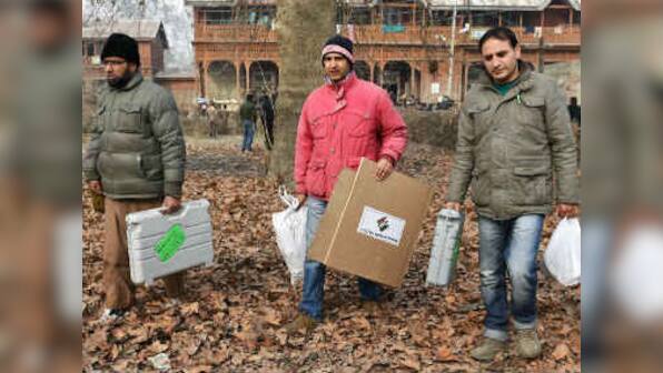 Voting begins on a sluggish note in fourth phase of J&K polls