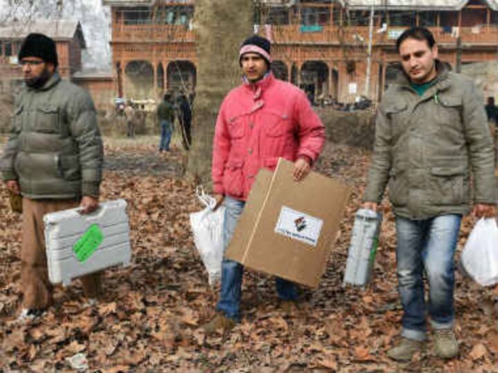 Voting begins on a sluggish note in fourth phase of J&K polls