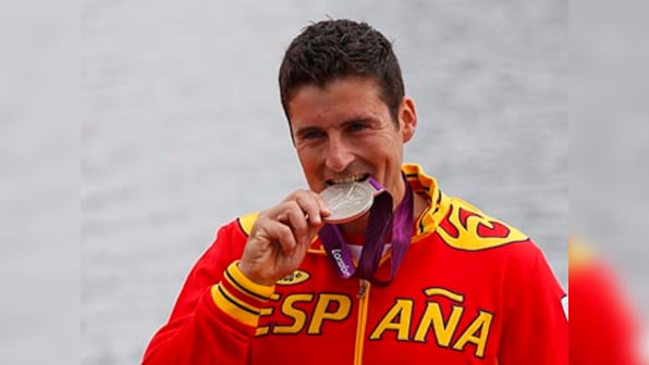 Olympic canoeing champion David Cal needs to lose 20 kgs: Coach