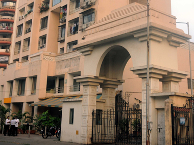 To the ground: BMC plans to demolish illegal buildings which house Maharashtra netas To the ground: BMC plans to demolish illegal buildings which house Maharashtra netas