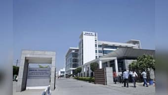 HCL bags application development and maintenance contract from Deutsche Bank