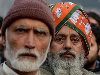 J&K polls: BJP, PDP like oil and water, can't form govt together, say experts J&K polls: BJP, PDP like oil and water, can't form govt together, say experts