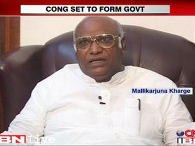 Want to know if PM Modi supports Sadhvi Jyoti's remarks, says Mallikarjun Kharge Want to know if PM Modi supports Sadhvi Jyoti's remarks, says Mallikarjun Kharge