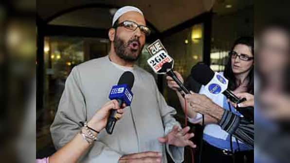 Sydney siege ends after 16 hours, three dead including gunman Man Monis