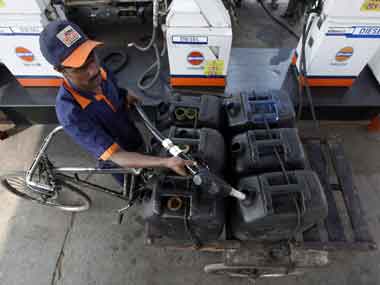 By raising petrol, diesel prices govt passes test on oil deregulation; LPG next? By raising petrol, diesel prices govt passes test on oil deregulation; LPG next?