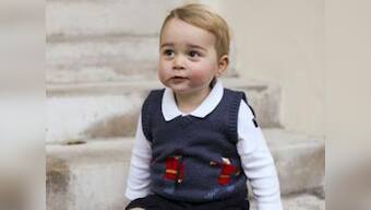 Internet goes crazy: Will and Kate release cute Prince George Christmas pictures