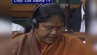 UP Cong workers condemn remarks by Sadhvi Jyoti, burn her effigy