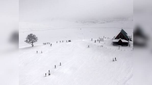 Srinagar at -2.2 degree Celsius and Leh at -12.6 degree Celsius witness coldest night of this season