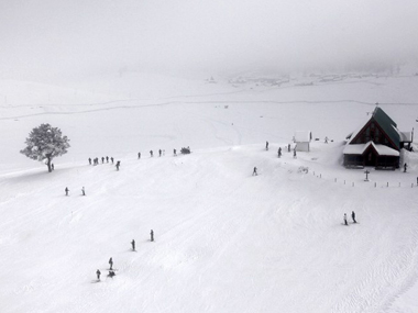Srinagar at -2.2 degree Celsius and Leh at -12.6 degree Celsius witness coldest night of this season Srinagar at -2.2 degree Celsius and Leh at -12.6 degree Celsius witness coldest night of this season