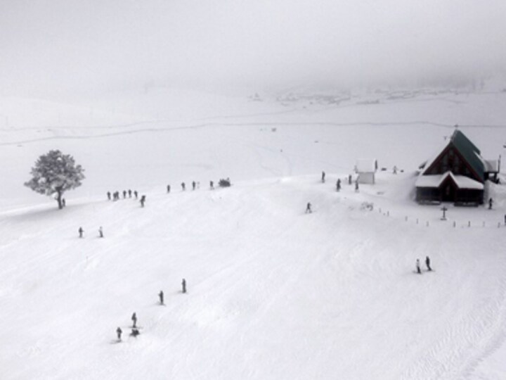 Srinagar at -2.2 degree Celsius and Leh at -12.6 degree Celsius witness coldest night of this season