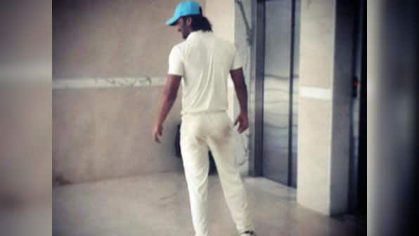 All set to bat: Sushant Singh Rajput's Dhoni look for the cricketer's biopic