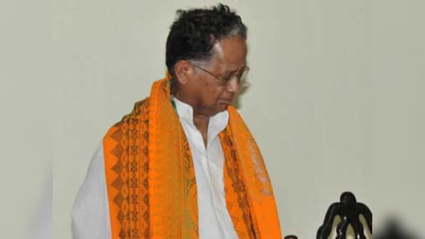 Gogoi reviews relief and rehabilitation efforts in Assam camps