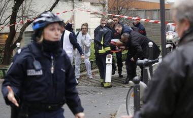 Charlie Hebdo attack: Police hunt for three Frenchmen, including two brothers 