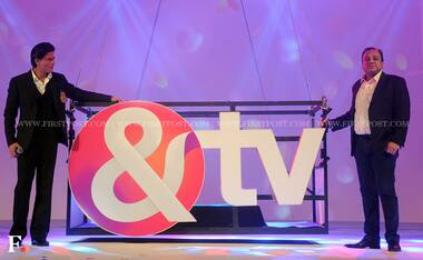 SRK launches &TV, to host an adaptation of Who's Asking for the channel