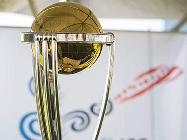 Cricket World Cup 2015 trophy unveiled in Kolkata Cricket World Cup 2015 trophy unveiled in Kolkata