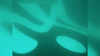 AirAsia crash: Tail section buried in sea, experts figuring out how to get black boxes 