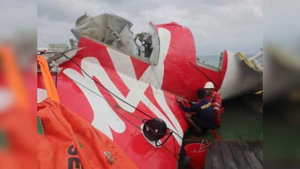 AirAsia plane's alarms 'screaming' before crash: investigator