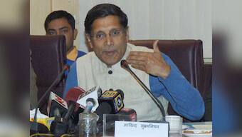 CEA Arvind Subramanian is right: Rajan should stop being a shrinking lily on rate cuts
