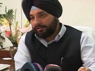 Arvinder Singh Lovely. Ibnlive