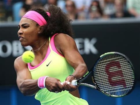 Australian Open, Day 2: Serena, Venus breeze through first ...