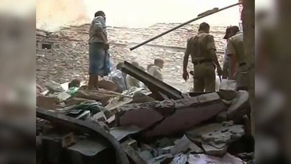 13 members of family killed in building collapse in UP