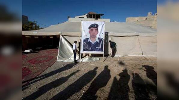 Family of Jordanian pilot held by IS demands wants more info from govt 