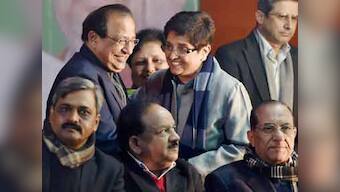 Kiran Bedi's tea party stir dissent among sidelined leaders in Delhi BJP